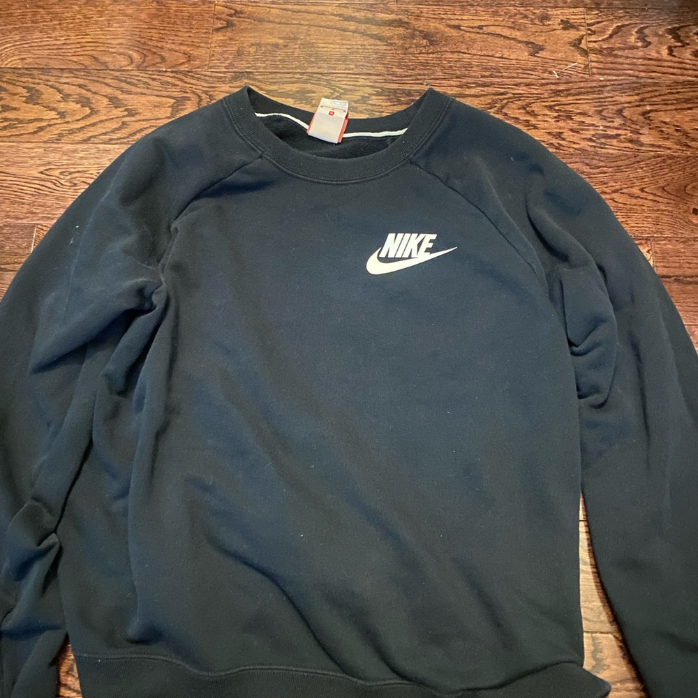 Nike Women’s Black Crewneck Sweater